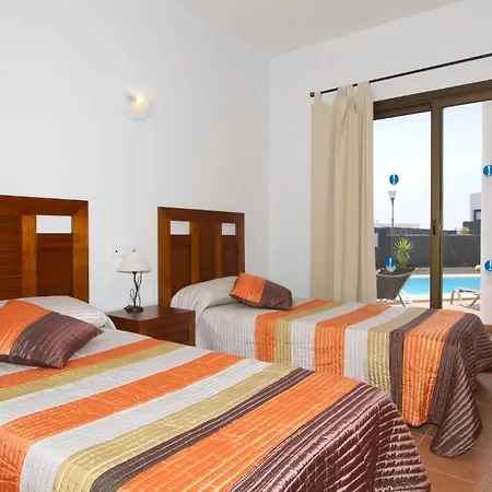 Ereza Villas Blancas 3*